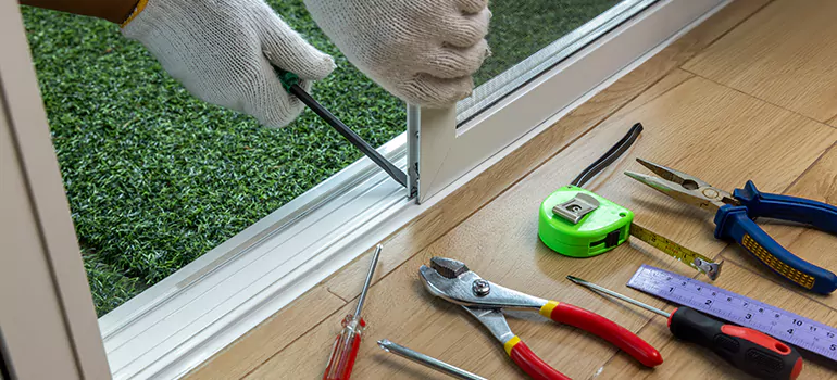 Window Hinge Repair in North Miami, FL